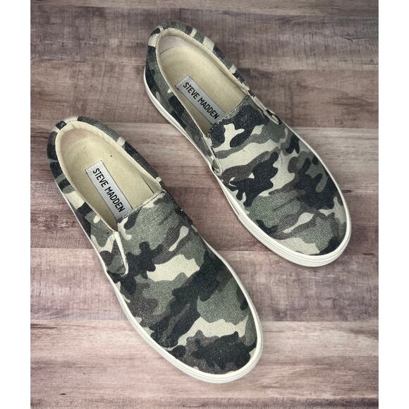 Steve Madden Woman's Camo Platform Slip On's sz 6 - Picture 5 of 5